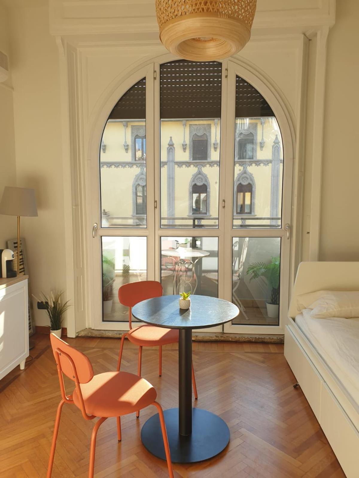 Elegante Monolocale - Pecchio 1930 Apartamento Milão Exterior foto